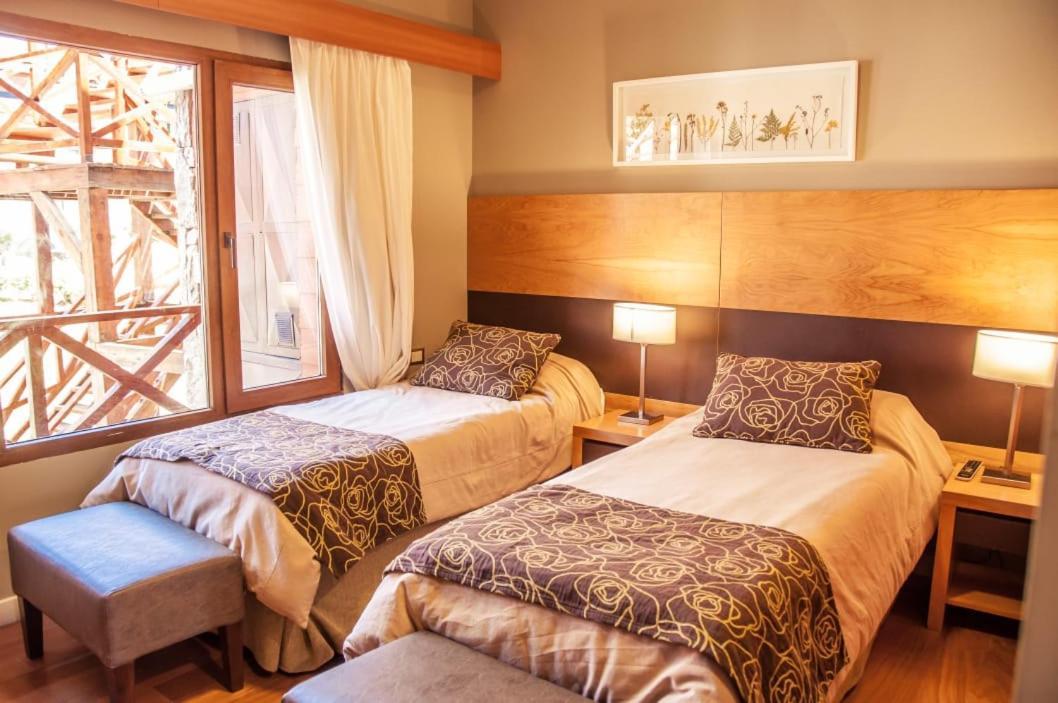 Los Robles Apart & Spa San Carlos de Bariloche Exteriör bild