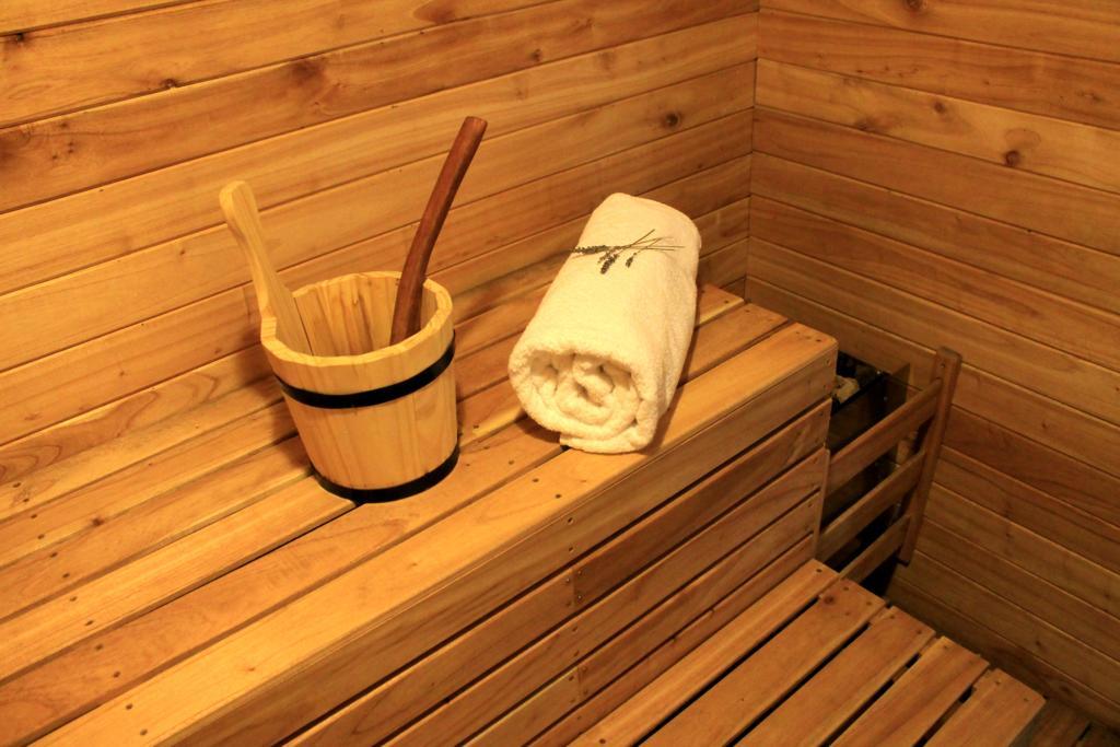 Los Robles Apart & Spa San Carlos de Bariloche Exteriör bild