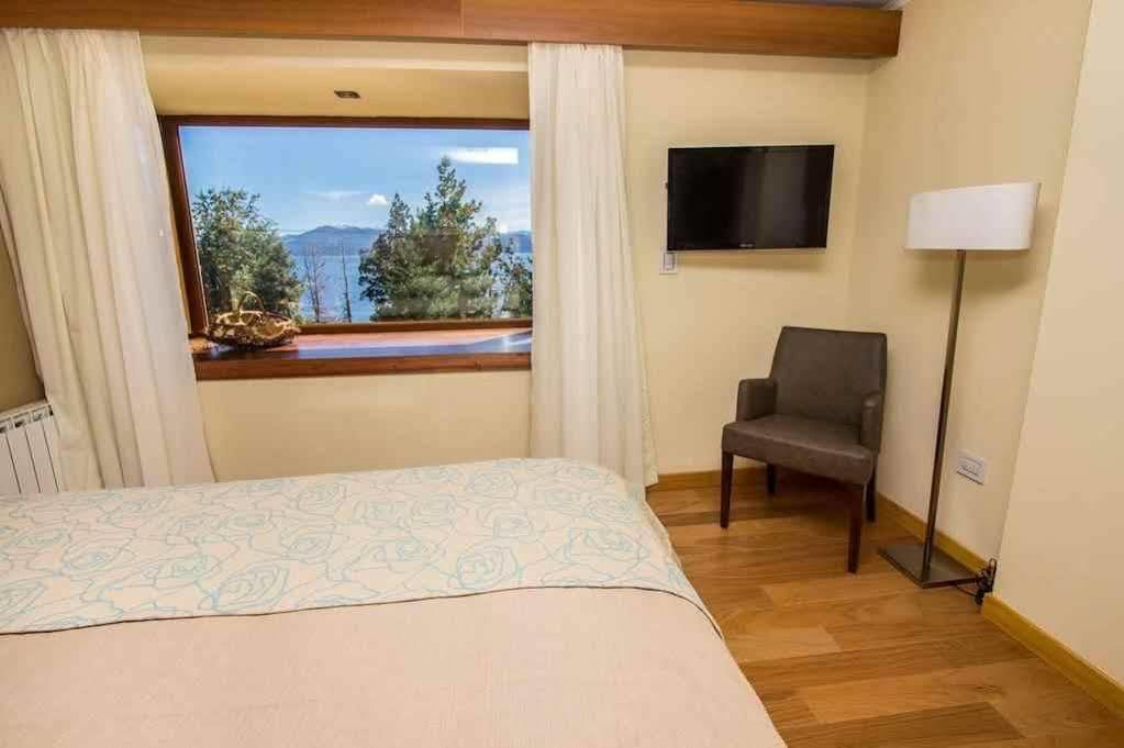 Los Robles Apart & Spa San Carlos de Bariloche Exteriör bild